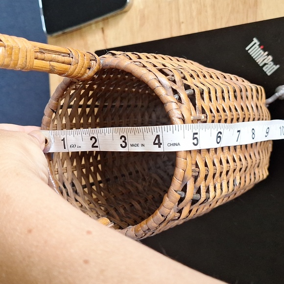 Wicker basket -long handled with 3 metal feet measures 17 inches tall - Picture 7 of 8